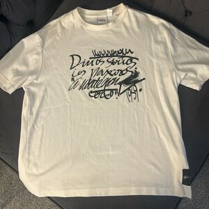 White & black streetwear-inspired cotton tee by Zara